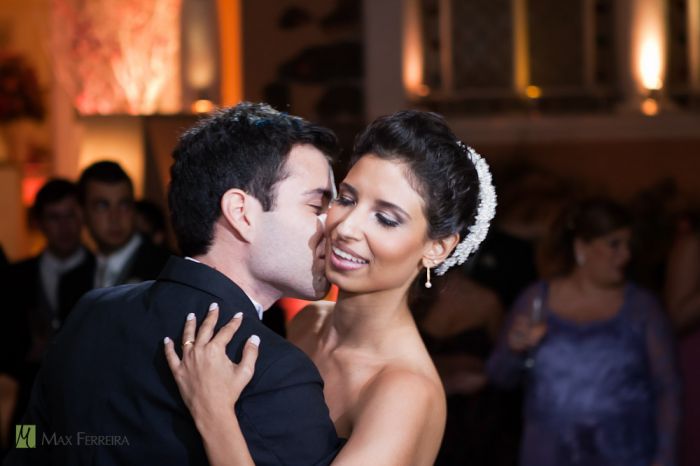 Foto  de Elisa e Thiago. casamento, elisa, thiago, espaÃ§o 1, dancas, noivos